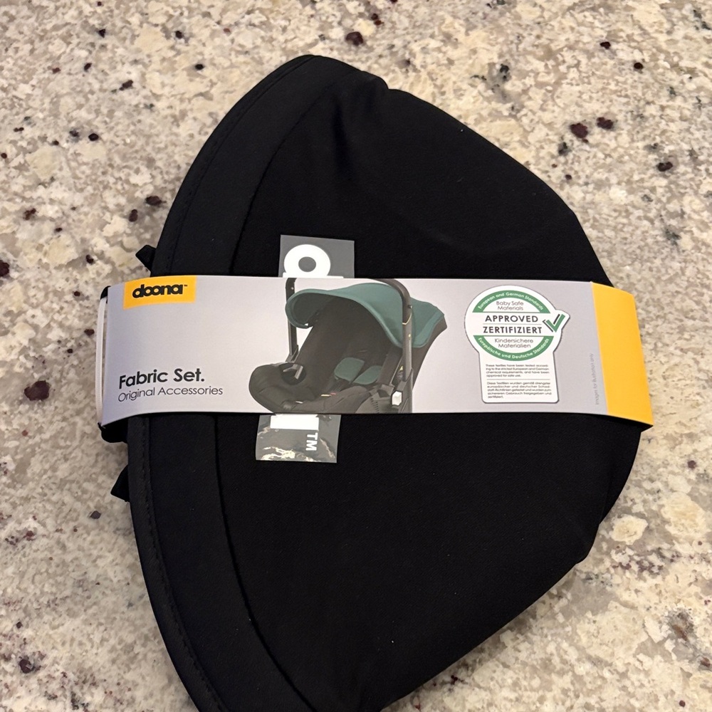 Doona Black Fabric Set for Kids